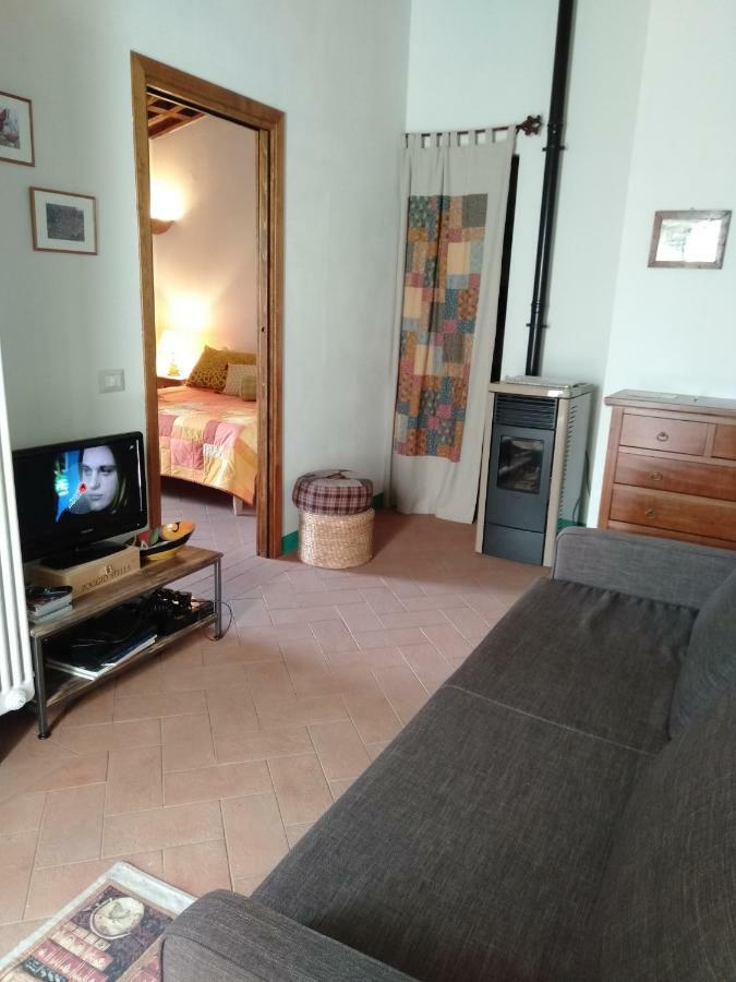 Casa Vacanze "Nonna Vela" Petroio Zewnętrze zdjęcie